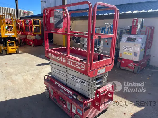 2019 MEC MICRO 19 Scissor Lift