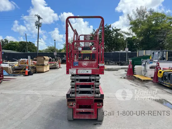 2017 MEC 2632SE Scissor Lift