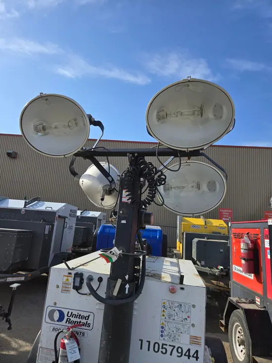 2020 Magnum Pro MLT4200IVF4 Portable Light Tower