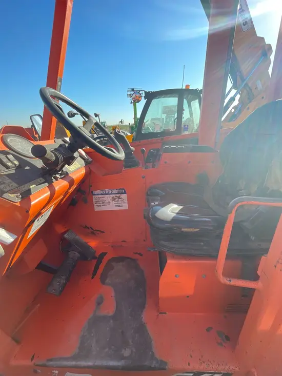 2017 SKYTRAK 10054 Forklift