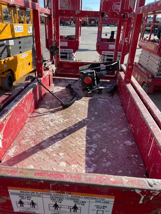 2018 MEC MICRO 19 Scissor Lift