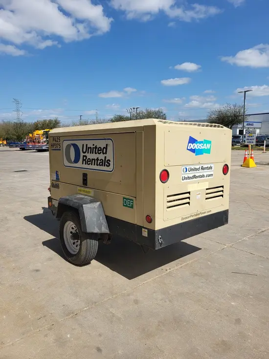 2018 Doosan P425/HP375WCUT4 Air Compressor