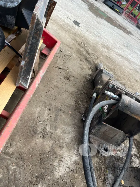 2021 Epiroc SB 452 Attachment