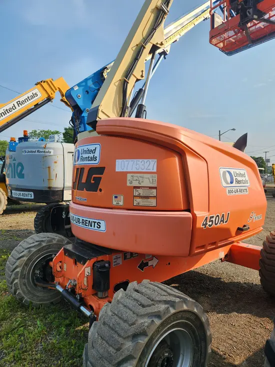 2017 JLG E450AJ Articulating Boom Lift