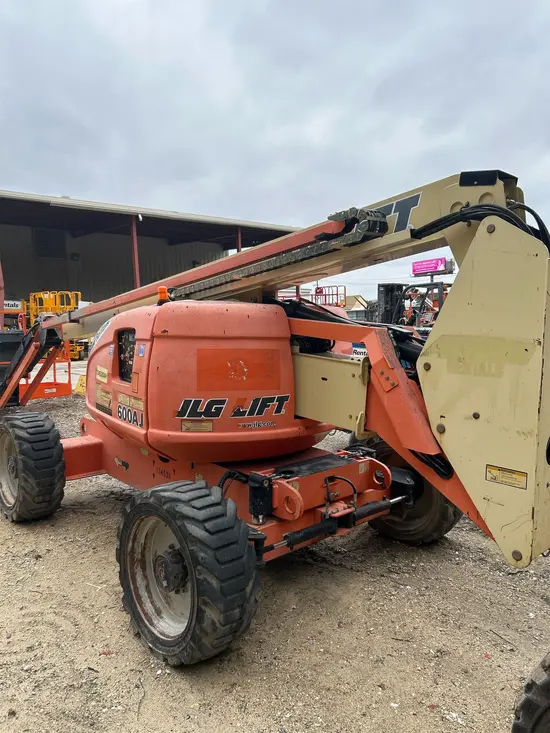 2013 JLG 600AJ Articulating Boom Lift