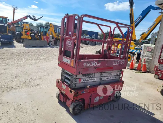 2017 MEC 1930SE Scissor Lift