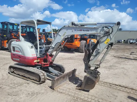 2020 Takeuchi TB235-2R Mini Excavator