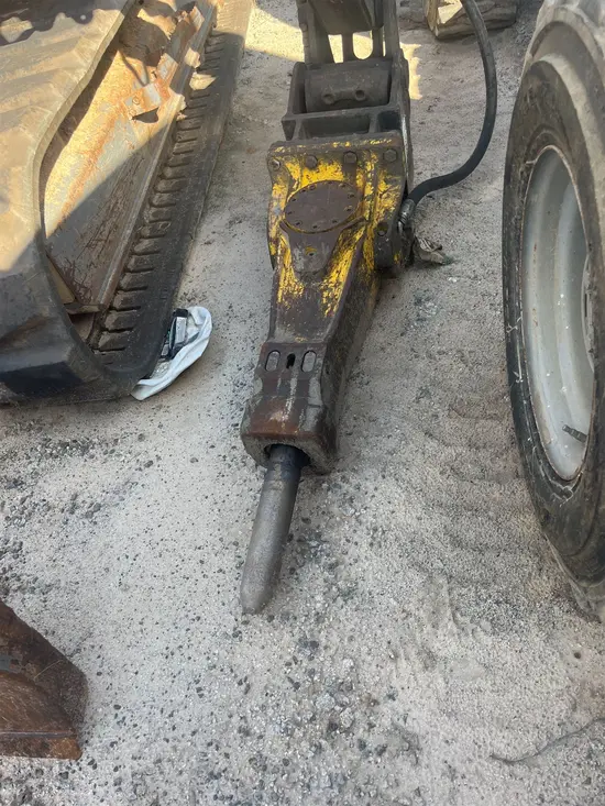 2017 Atlas Copco SBU 220 Attachment