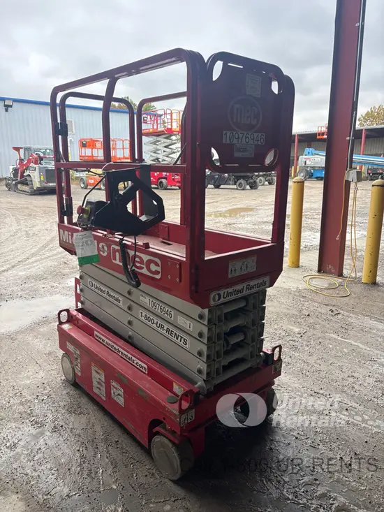 2019 MEC MICRO 19 Scissor Lift