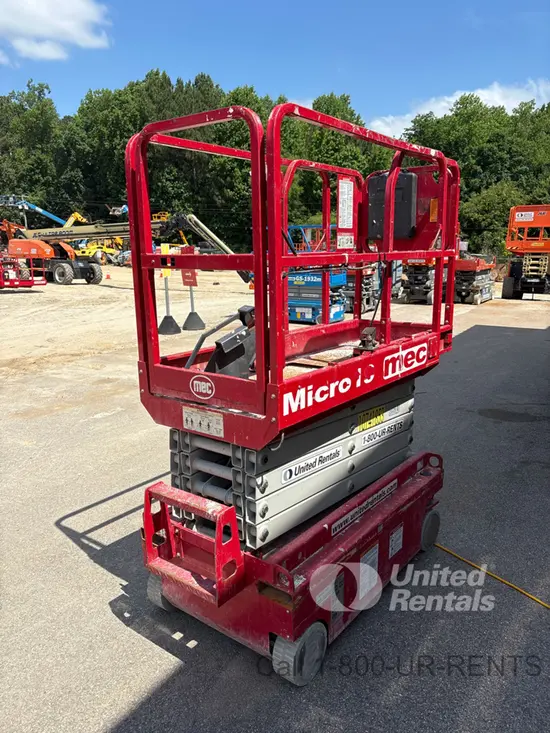 2018 MEC MICRO 19 Scissor Lift