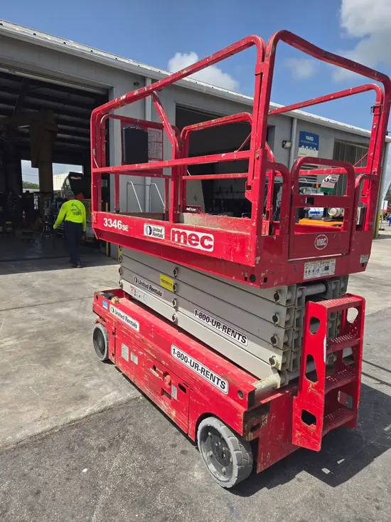 2017 MEC 3346SE Scissor Lift