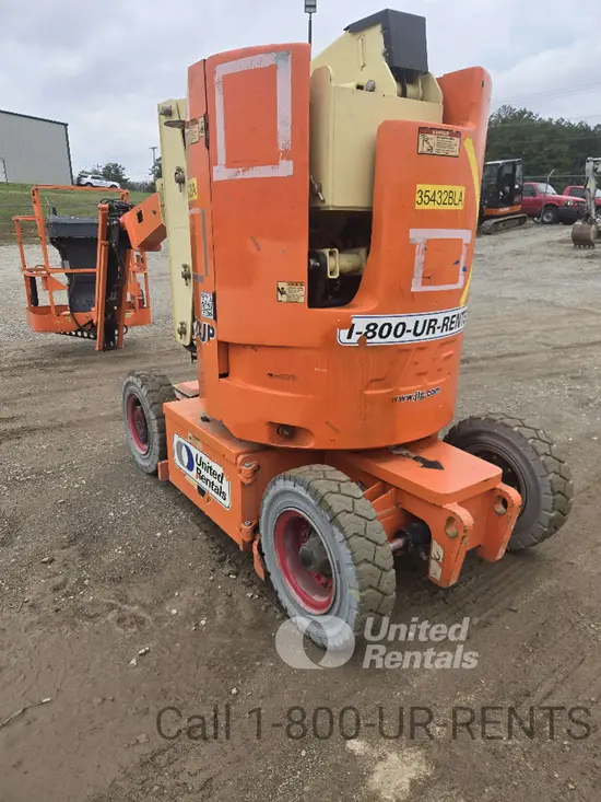 2016 JLG E300AJP Articulating Boom Lift