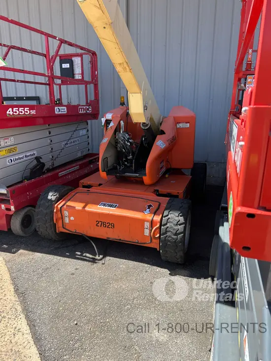 2016 JLG E450AJ Articulating Boom Lift