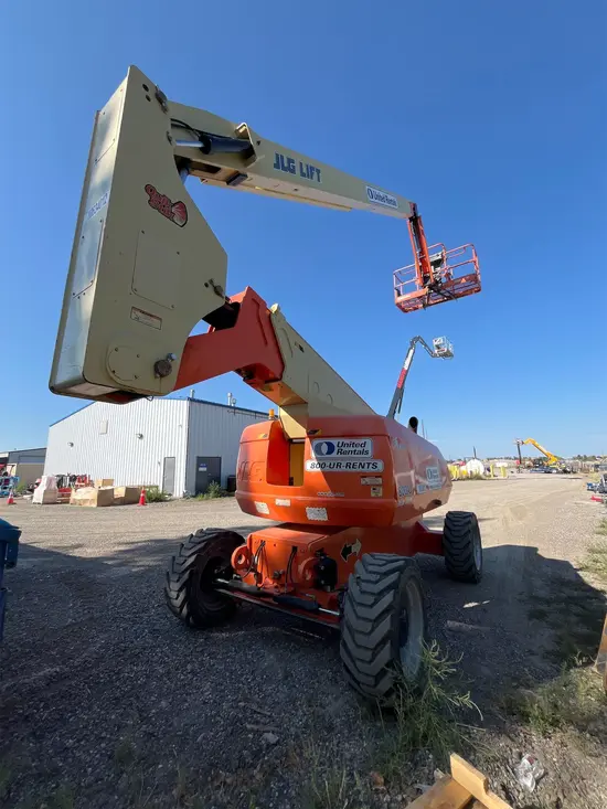 2017 JLG 800AJ Articulating Boom Lift