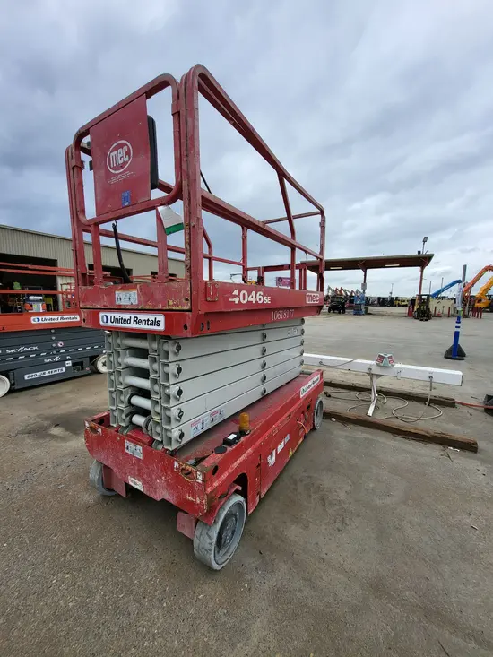 2017 MEC 4046SE Scissor Lift