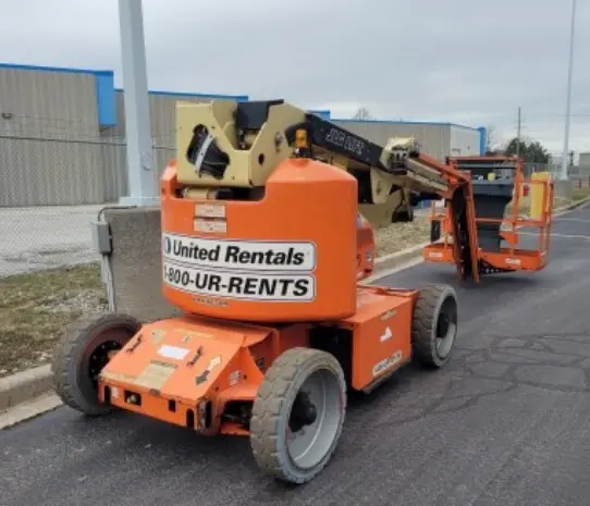 2017 JLG E450AJ Articulating Boom Lift
