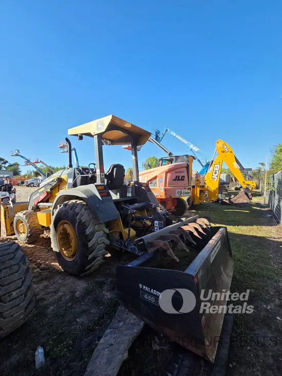 2020 John Deere 210L EP Wheel Loader