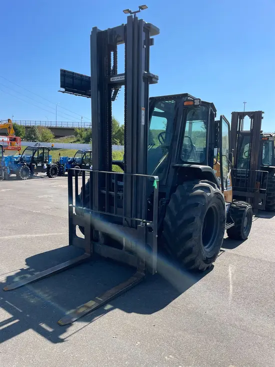 2021 Case 588H Forklift