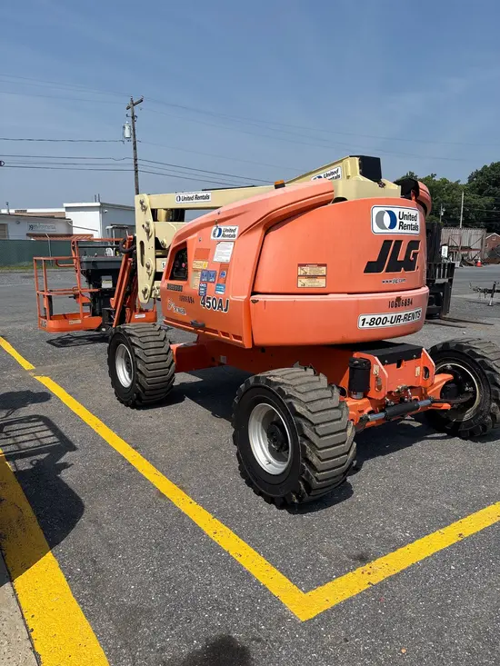 2017 JLG 450AJ Articulating Boom Lift