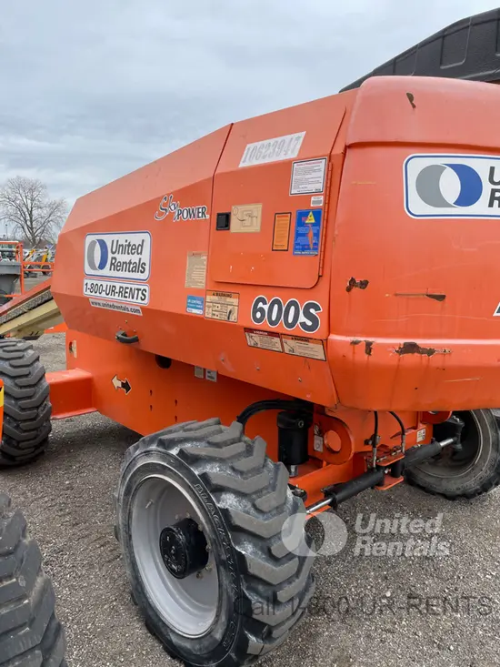 2017 JLG 600S Boom Lift