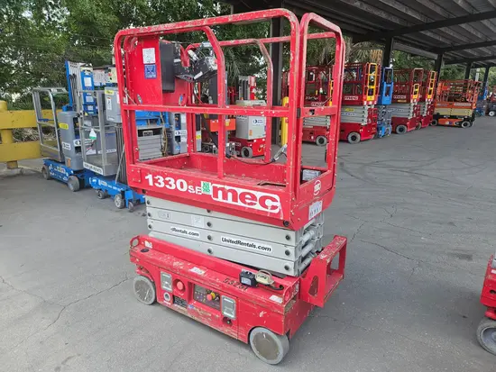2018 MEC 1330SE Scissor Lift