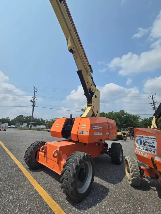 2017 JLG 860SJ Boom Lift