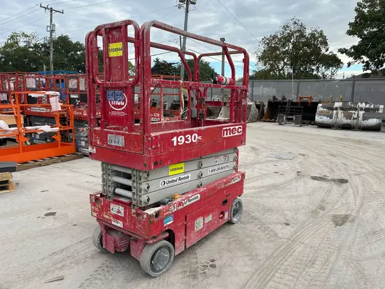 2017 MEC 1930SE Scissor Lift