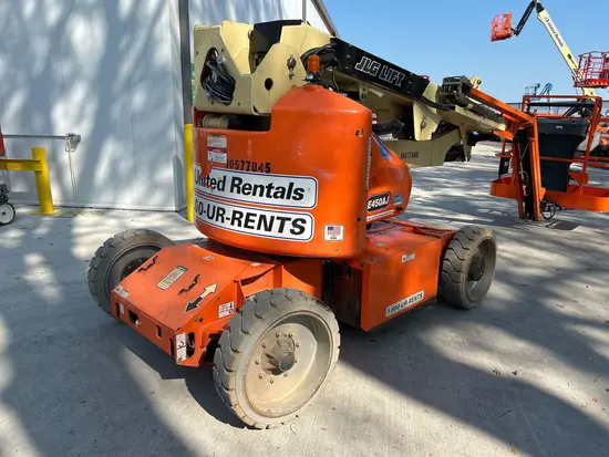 2017 JLG E450AJ Articulating Boom Lift