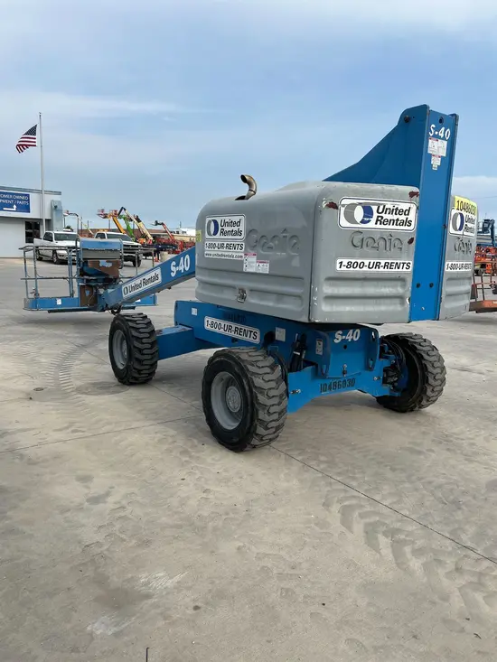 2016 Genie S-40 Boom Lift