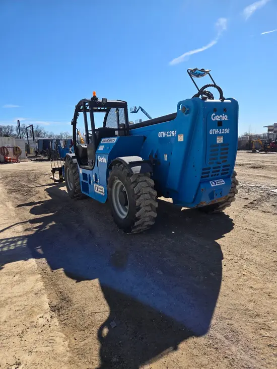 2018 Genie GTH-1256 Forklift