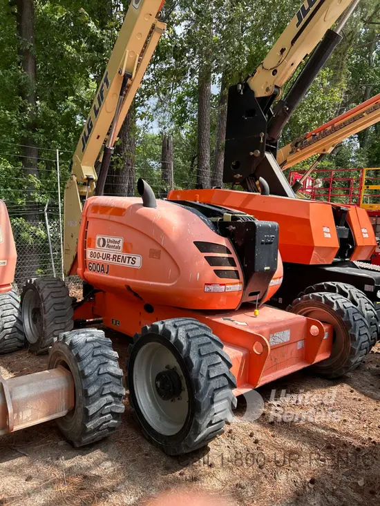 2017 JLG 600AJ Articulating Boom Lift