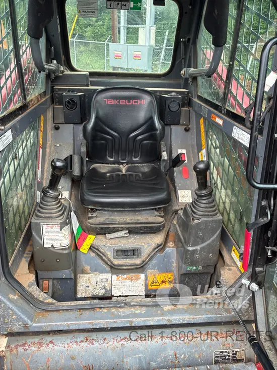 2021 Takeuchi TL6CR Track Loader