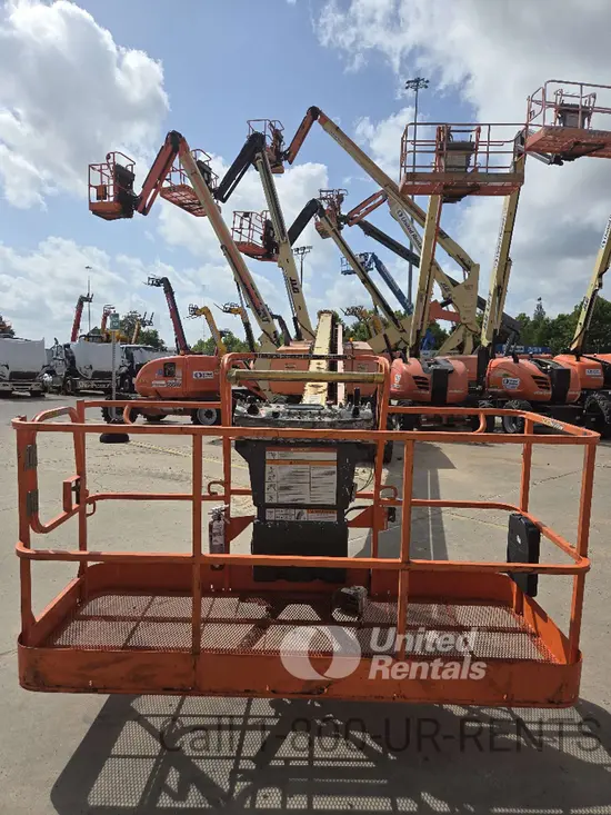 2016 JLG 800S Boom Lift