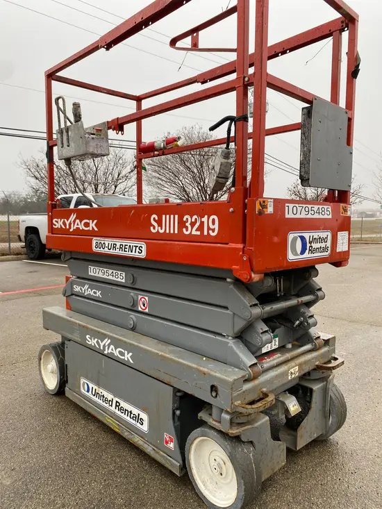 2018 Skyjack SJIII3219 Scissor Lift