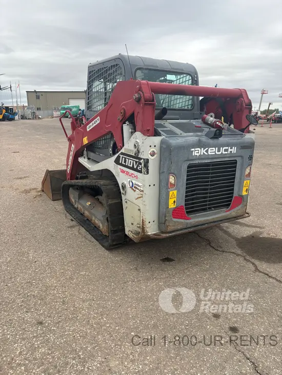 2017 Takeuchi TL10V2-CR Track Loader