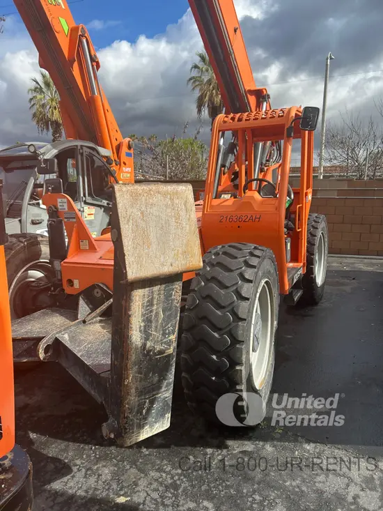 2018 JLG 10054 Forklift