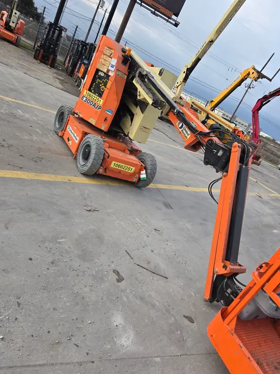 2017 JLG E300AJP Articulating Boom Lift