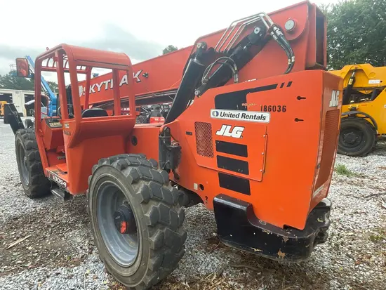 2017 SKYTRAK 10054 Forklift