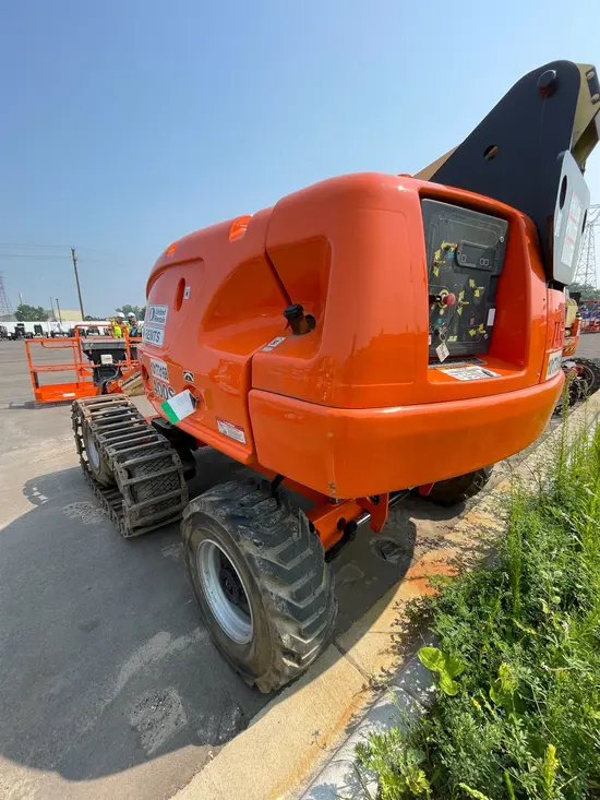2013 JLG 400S Boom Lift