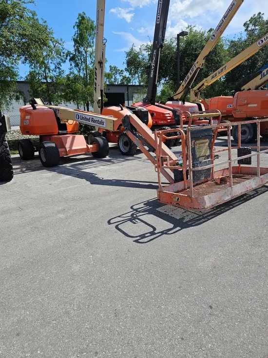 2017 JLG 460SJ Boom Lift