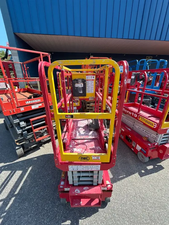 2021 MEC MICRO 13-XD Scissor Lift