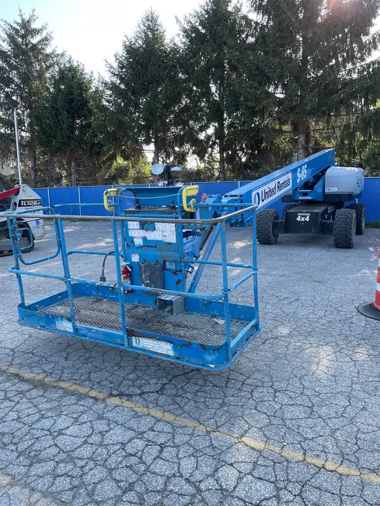 2017 Genie S-85 Boom Lift