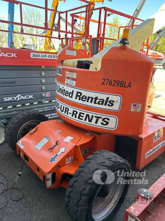 2016 JLG E450AJ Articulating Boom Lift