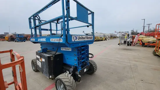 2018 Genie GS-4069DC Scissor Lift