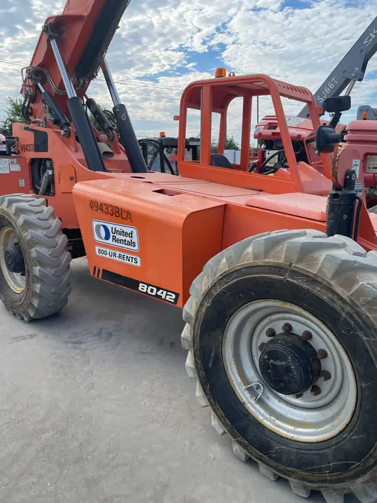 2017 SKYTRAK 8042 Forklift
