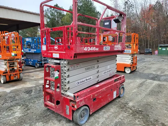 2017 MEC 4046SE Scissor Lift