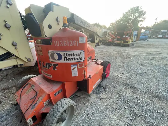 2015 JLG E400AJPN Articulating Boom Lift