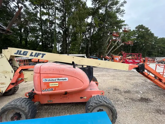 2013 JLG 600AJ Articulating Boom Lift