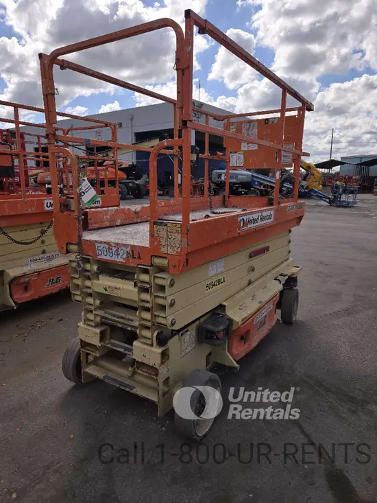 2017 JLG 3246ES Scissor Lift