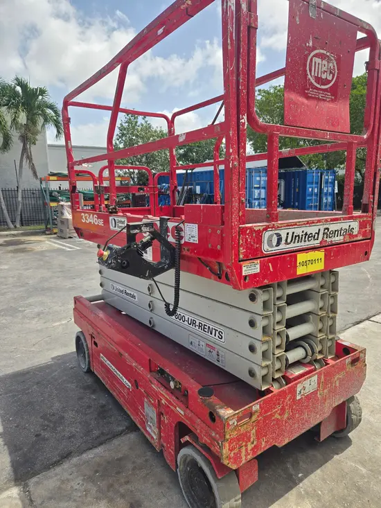 2017 MEC 3346SE Scissor Lift